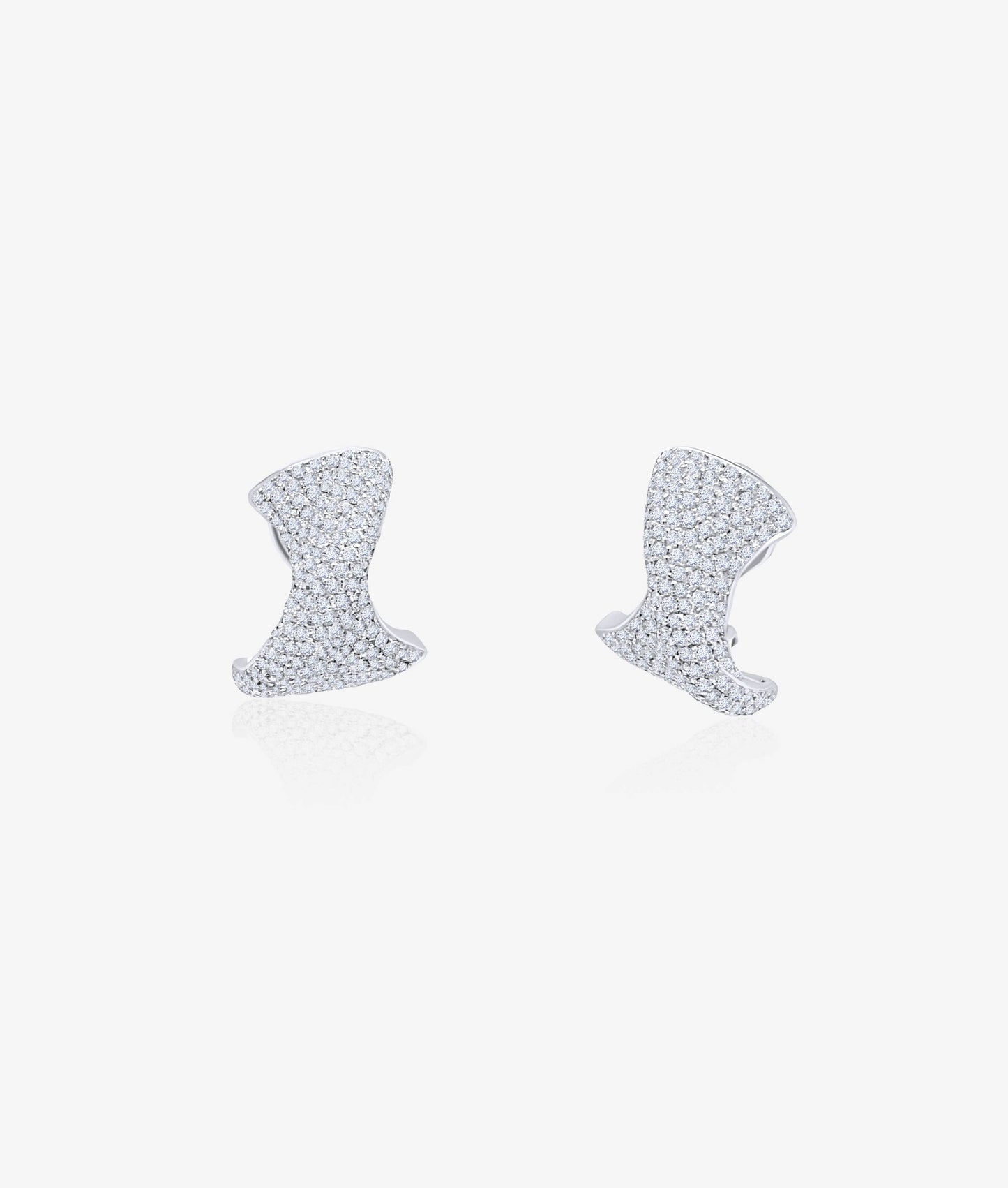 Diamond twisted earclips