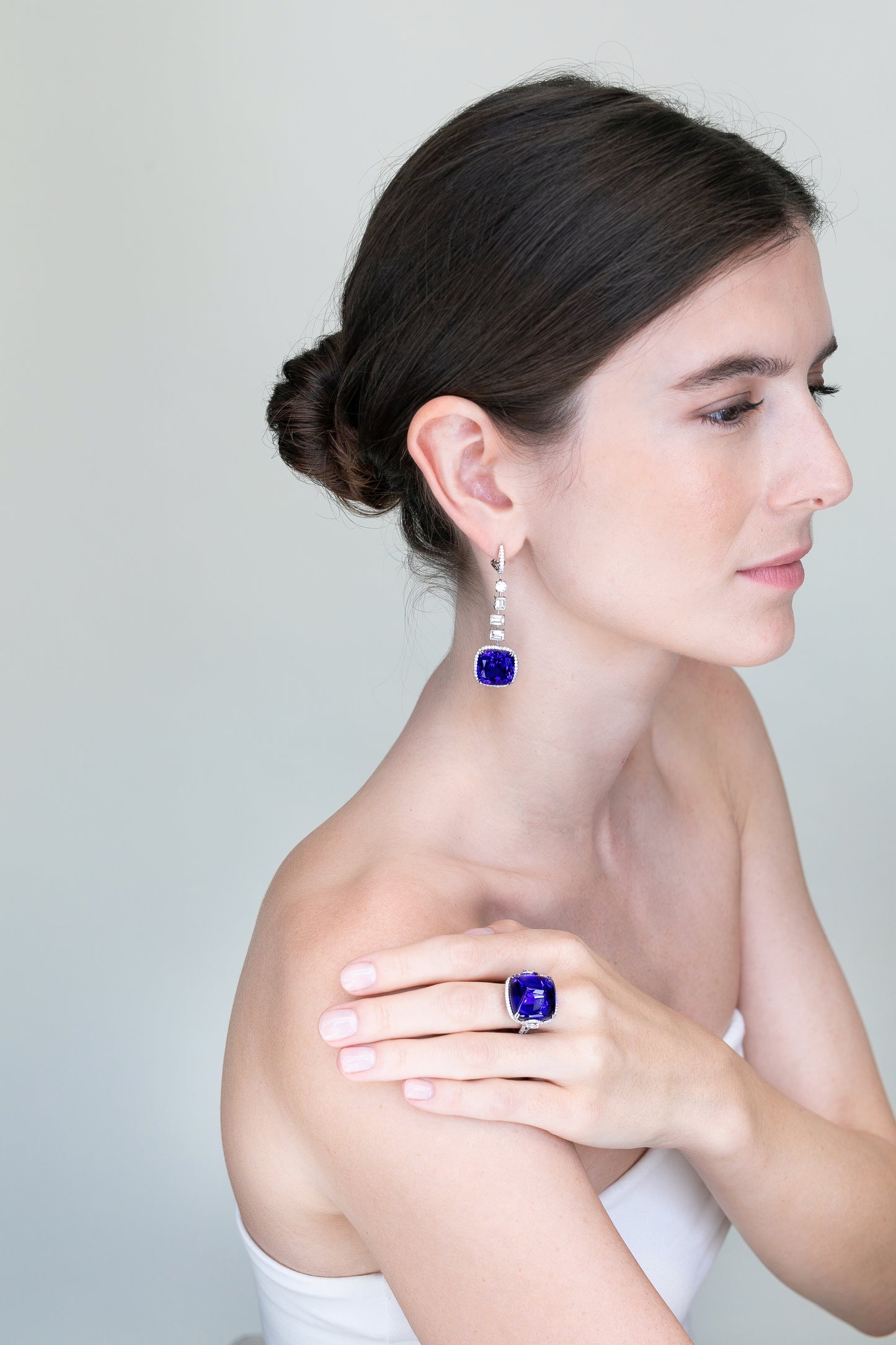 Sugarloaf Tanzanite and Diamond Ring