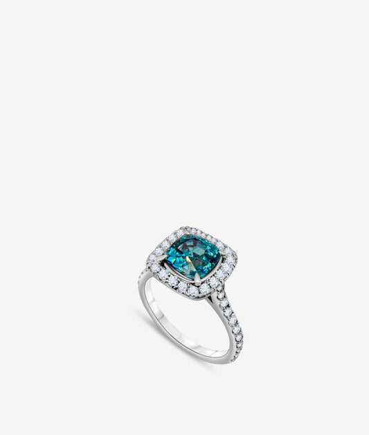 Zirkon and Diamond Ring